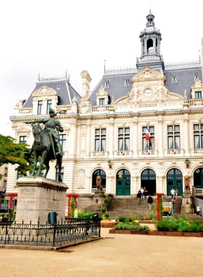 La Madeleine Apartment Vannes Luaran gambar